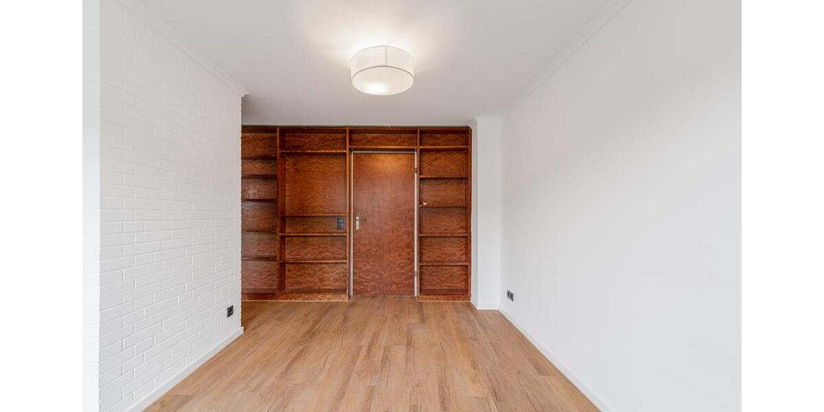 Dachgeschoßwohnung Düsseldorf Derendorf - 2 Zimmer, 95 m&sup2;, 1.615&euro; | Angebot:25790793