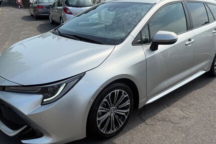 Toyota Corolla 40.076 km 18.950 € Köln 51109