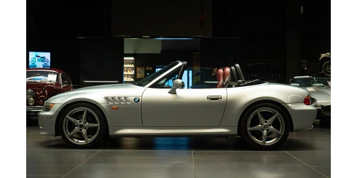 BMW Z3 84.769 km 26.900 &euro; Düsseldorf 40476