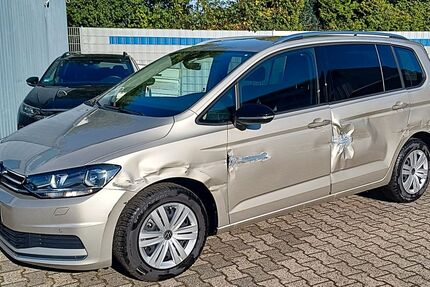 VW Touran 4.800 km 24.980 € Essen 45307