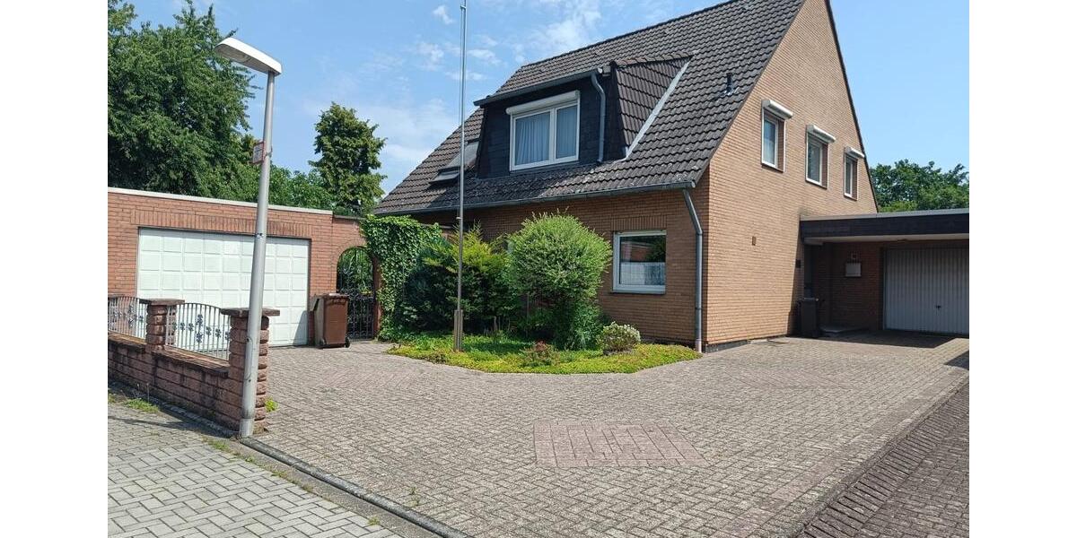 Einfamilienhaus Dormagen Broich - 7 Zimmer, 181 m&sup2;, 650.000&euro; | Angebot:26953943