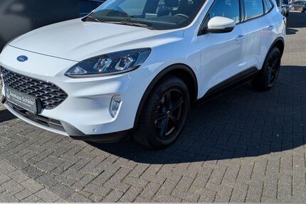Ford Kuga 29.702 km 18.885 &euro; Leverkusen 51373