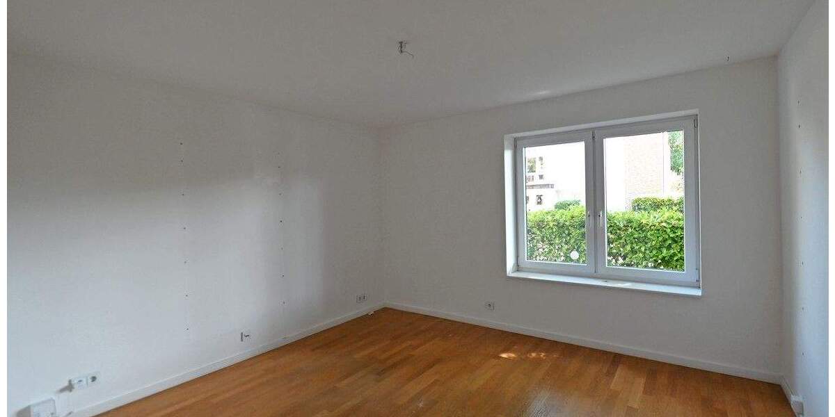 Einfamilienhaus Ratingen Hösel - 8 Zimmer, 208 m&sup2;, 1.195.000&euro; | Angebot:23880353