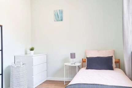 Zimmer Köln Altstadt-Süd - 529&euro; | Angebot:27692121