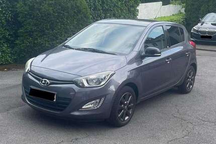 Hyundai i20 63.810 km 6.490 € Solingen 42697
