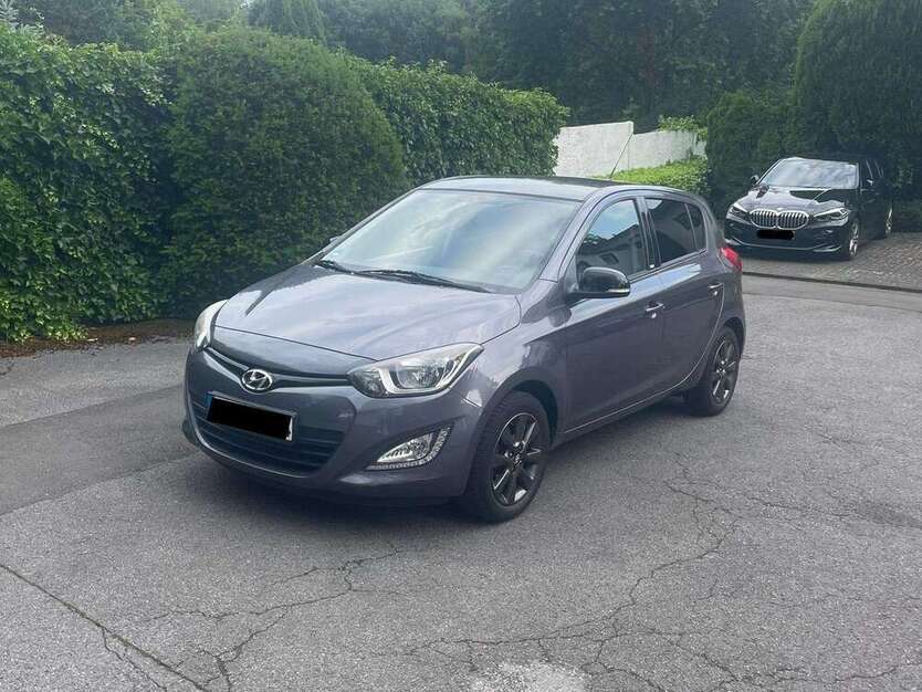 Hyundai i20 63.810 km 6.490 € Solingen 42697
