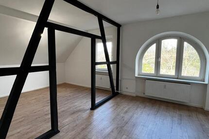 Wohnung Radevormwald - 3.5 Zimmer, 90 m&sup2;, 810&euro; | Angebot:24869986