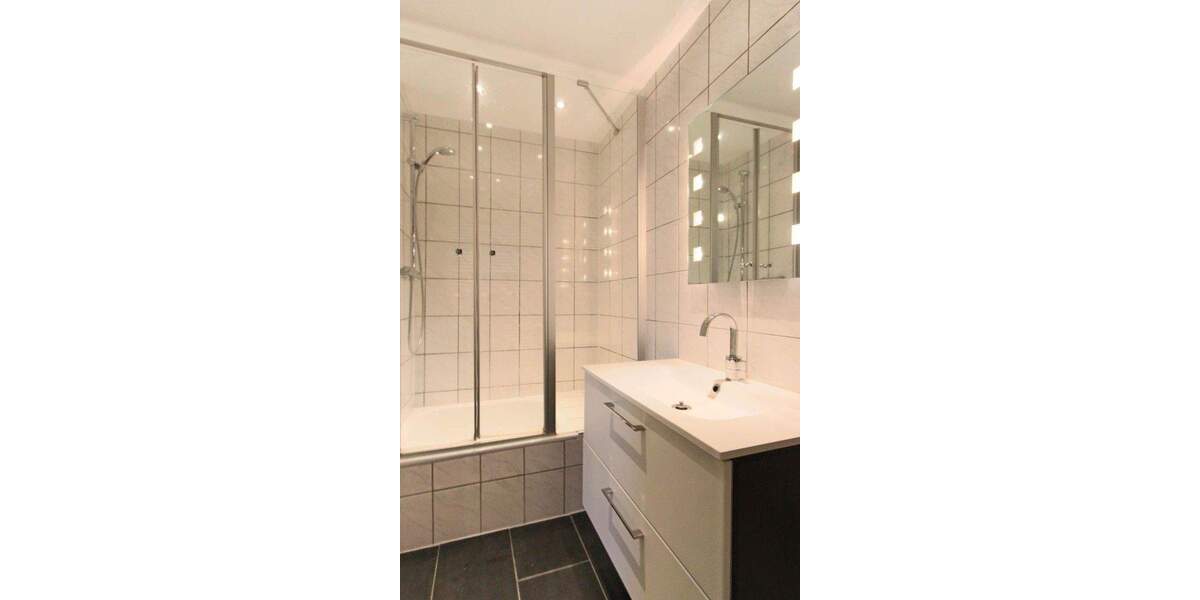 Etagenwohnung Ratingen Zentrum - 1 Zimmer, 35 m&sup2;, 119.400&euro; | Angebot:24558890