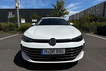 VW Passat 64.000 km 27.990 &euro; Köln 50825
