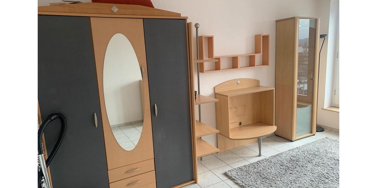 Etagenwohnung Wuppertal Arrenberg - 1 Zimmer, 25 m&sup2;, 250&euro; | Angebot:24279790