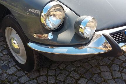 Citroen DS 80.000 km 39.500 &euro; Haan 42781