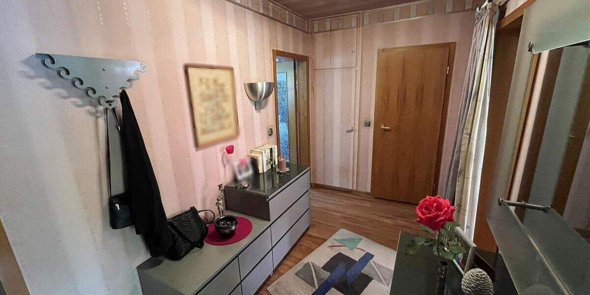 Etagenwohnung Leverkusen Rheindorf - 3 Zimmer, 78 m&sup2;, 205.000&euro; | Angebot:23031358