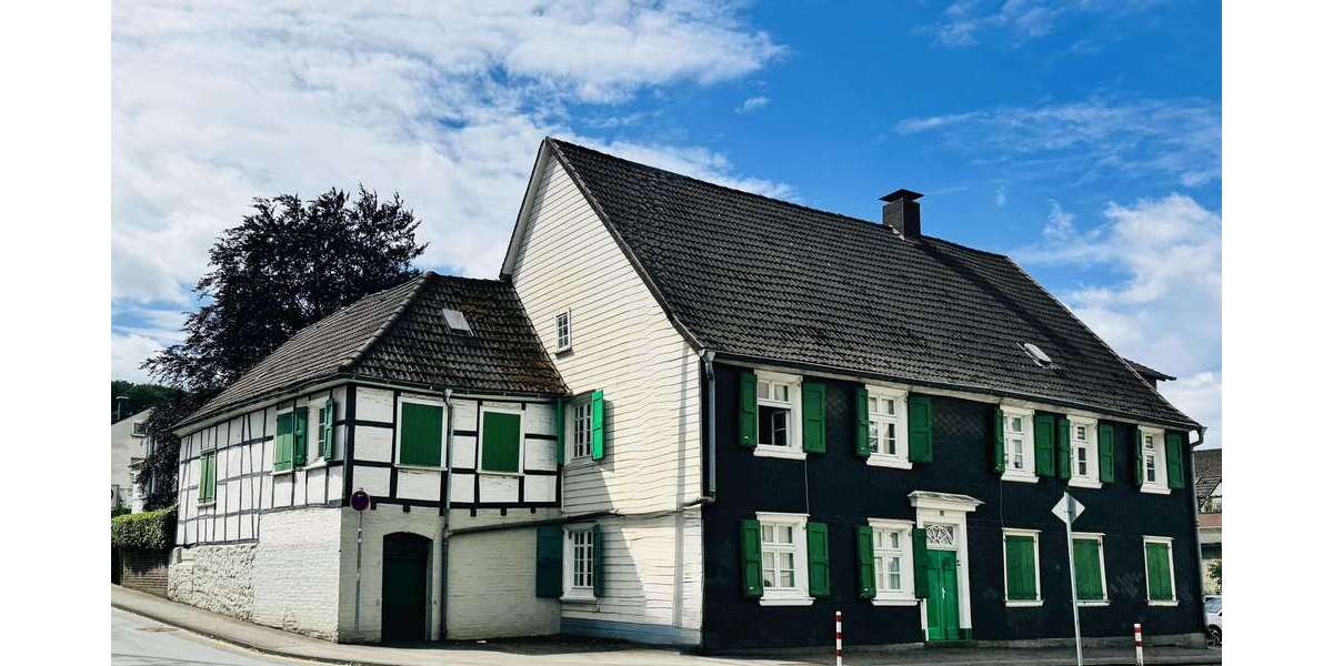 Einfamilienhaus Schwelm - 12 Zimmer, 313 m&sup2;, 148.000&euro; | Angebot:25884106