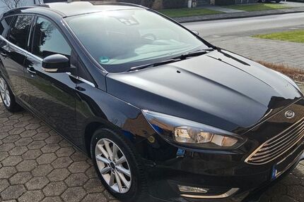 Ford Focus 72.500 km 8.990 &euro; Neuss 41470