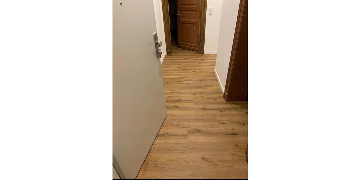 Dachgeschoßwohnung Solingen Burg - 3 Zimmer, 77 m&sup2;, 977&euro; | Angebot:24400556