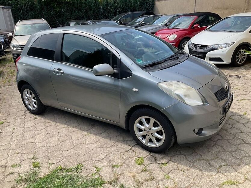 Yaris