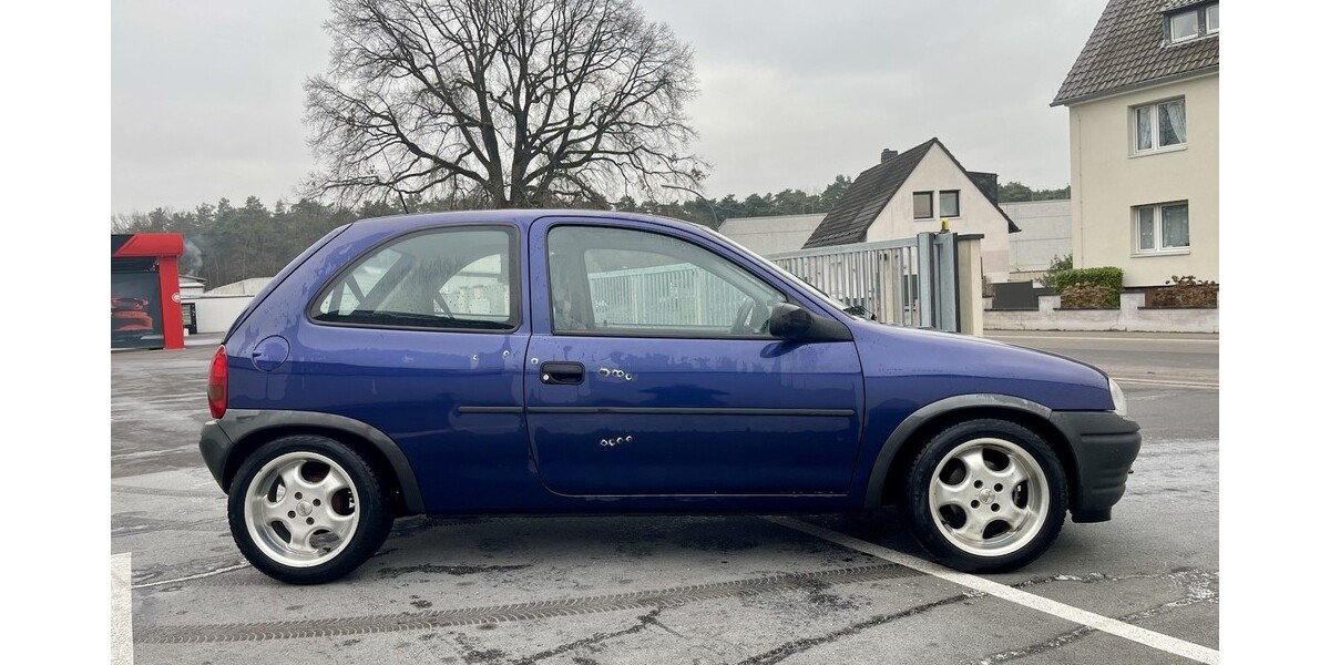 Opel Corsa B 67.000 km 2.250 &euro; Bergisch Gladbach 51465