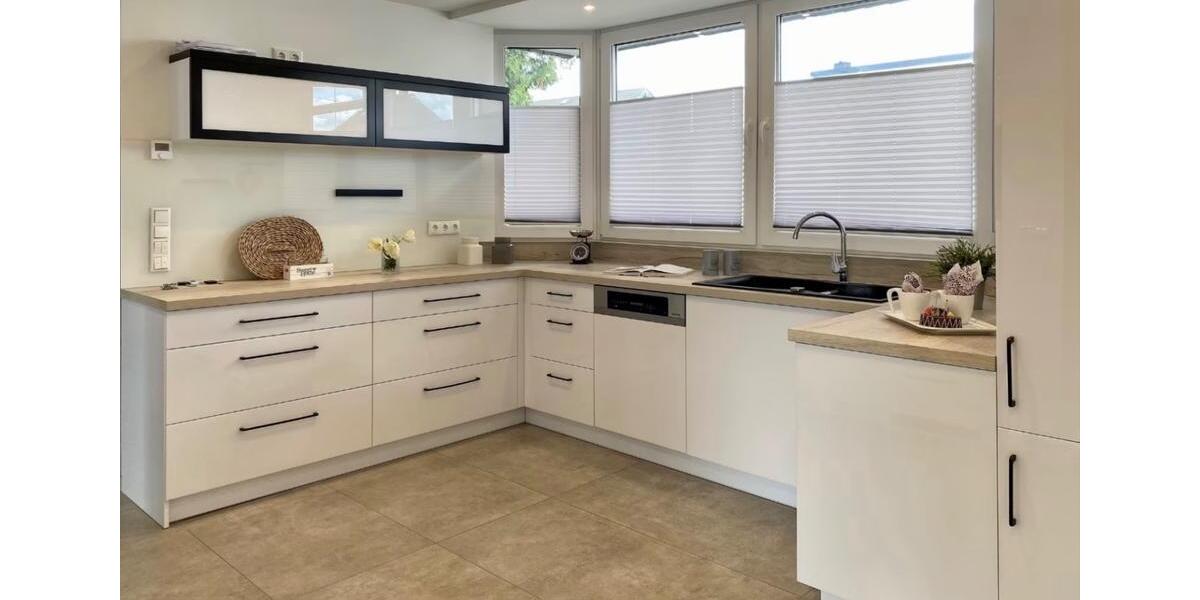 Villa Overath - 5 Zimmer, 218 m&sup2;, 1.200.000&euro; | Angebot:26493336