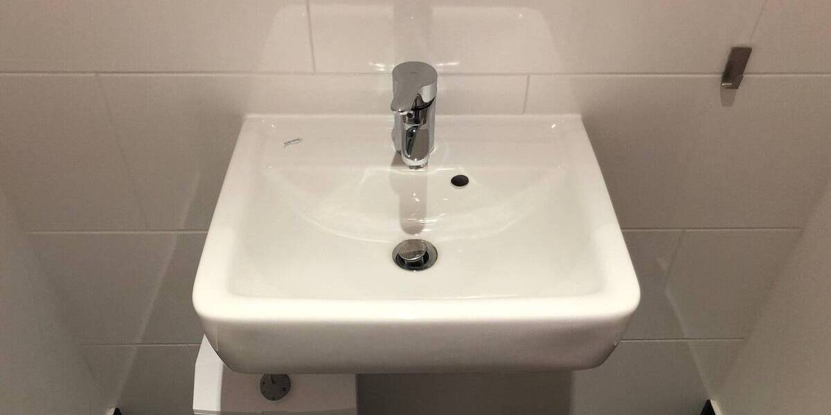 Gewerbeobjekt Düsseldorf Stadtmitte - 4 Zimmer, 125 m&sup2;, 2.500&euro; | Angebot:23953587