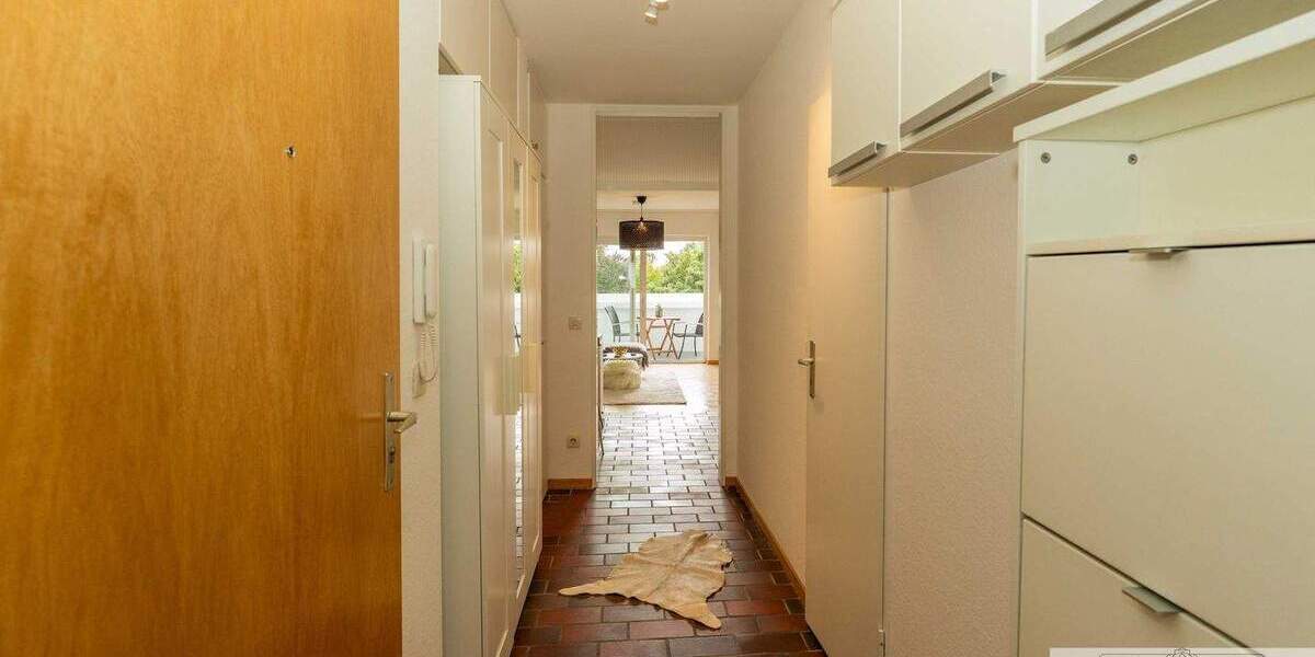 Etagenwohnung Neuss Innenstadt - 2 Zimmer, 43 m&sup2;, 1.100&euro; | Angebot:23833180