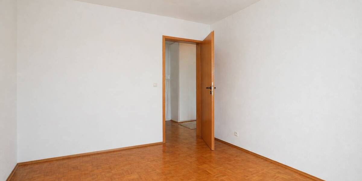 Etagenwohnung Dormagen / Delhoven Delhoven - 4 Zimmer, 107 m&sup2;, 275.000&euro; | Angebot:26453333
