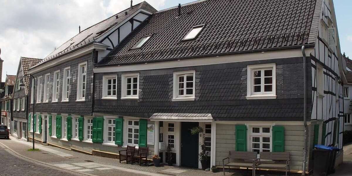 Etagenwohnung Remscheid Lüttringhausen Lüttringhausen - 5 Zimmer, 132 m&sup2;, 328.520&euro; | Angebot:23731225