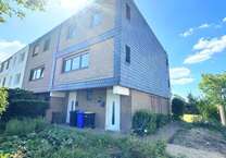 Haus zum Kaufen in Hilden 719.000 € 184.3 m²