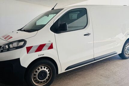 Opel Vivaro 69.950 km 10.999 &euro; Rodenkirchen 50996