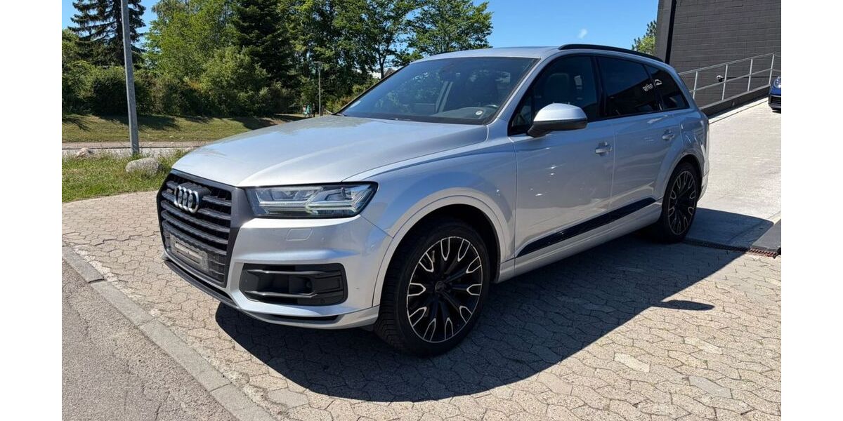 Audi Q7 260.000 km 20.950 &euro; Köln 50674