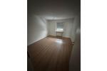 Etagenwohnung Solingen - 4 Zimmer, 100 m&sup2;, 1.000&euro; | Angebot:24754605