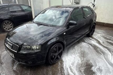 Audi A3 177.500 km 12.345 € Remscheid 42853