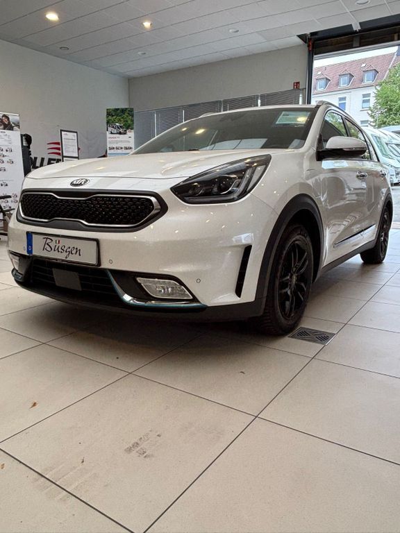 Kia Niro 87.000 km 16.900 € Schwelm 58332