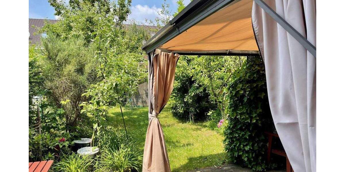 Reihenmittelhaus Köln Ossendorf - 4 Zimmer, 145 m&sup2;, 2.750&euro; | Angebot:24736531