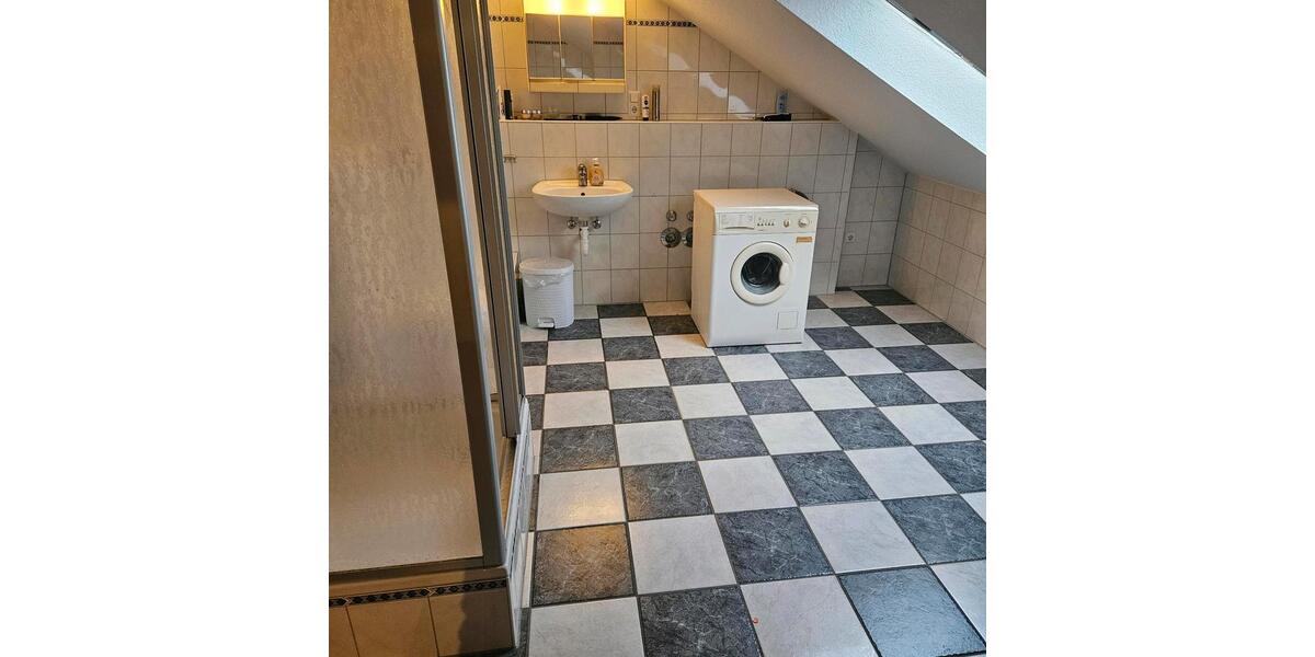 Mehrfamilienhaus, Wohnhaus Lindlar - 9 Zimmer, 238 m&sup2;, 549.000&euro; | Angebot:25924486