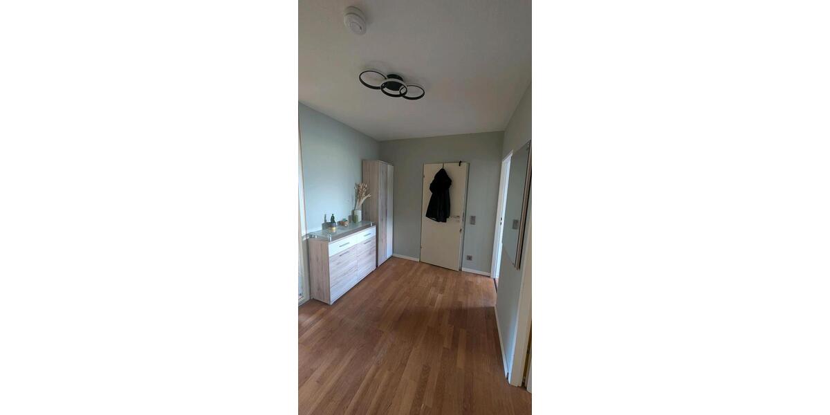 Etagenwohnung Solingen Höhscheid - 3 Zimmer, 84 m&sup2;, 285.000&euro; | Angebot:27508663