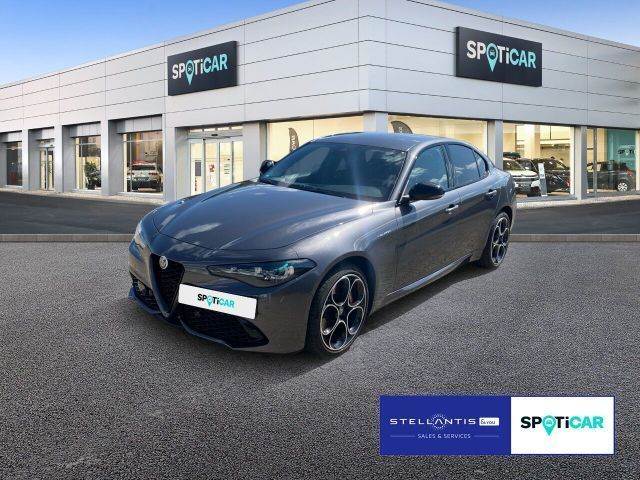 Alfa Romeo Giulia 18.000 km 35.980 &euro; Düsseldorf 40472
