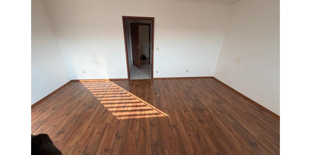 Etagenwohnung Dormagen Hackenbroich - 1 Zimmer, 30 m&sup2;, 710&euro; | Angebot:25484231