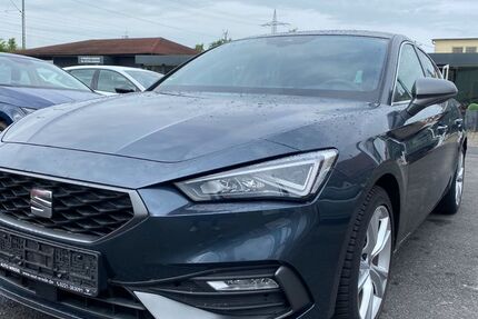 Seat Leon 30.900 km 21.900 &euro; Köln 50677