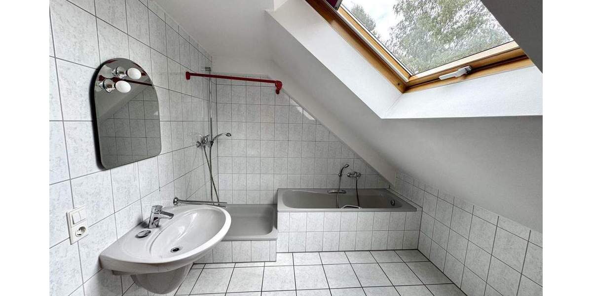 Mehrfamilienhaus, Wohnhaus Leverkusen Quettingen - 6 Zimmer, 191 m&sup2;, 599.000&euro; | Angebot:24401000