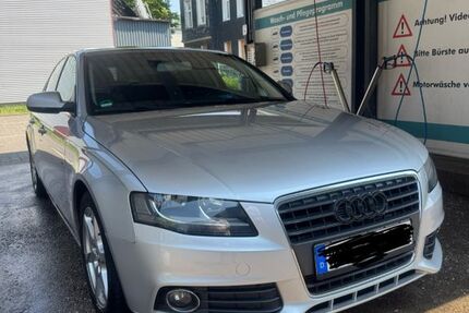 Audi A4 180.457 km 5.900 &euro; Remscheid 42853