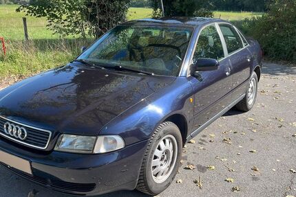Audi A4 134.145 km 4.800 € Düsseldorf 40589