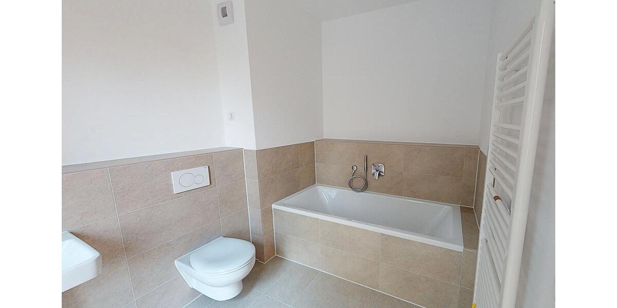 Dachgeschoßwohnung Düsseldorf Heerdt - 3 Zimmer, 93 m&sup2;, 1.486&euro; | Angebot:24441628