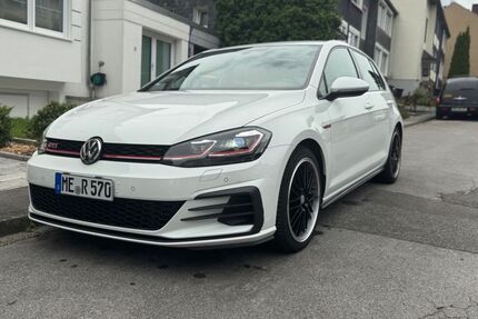 VW Golf 104.600 km 17.800 &euro; Wuppertal 42287