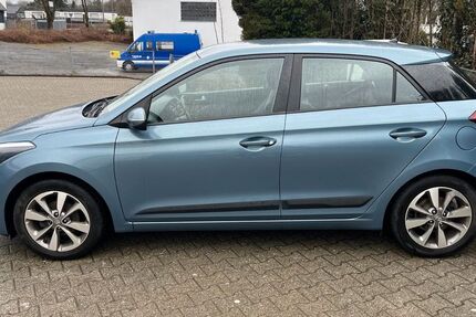 Hyundai i20 86.612 km 9.250 &euro; Schwelm 58332