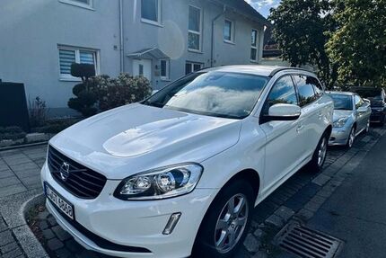 Volvo XC60 124.000 km 21.500 &euro; Düsseldorf 40472