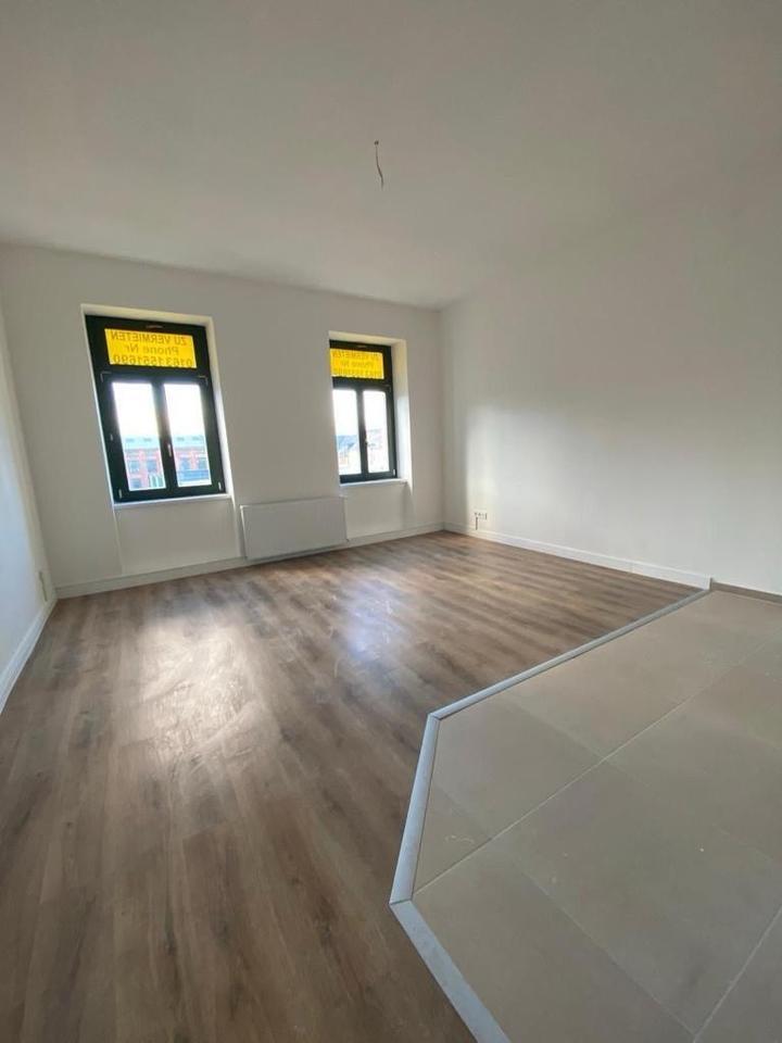13-Familienhaus + 1 Gewerbeeinheit | Fast fertig renoviert | zimmer
