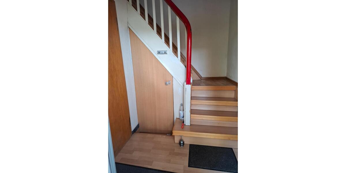 Einfamilienhaus Wuppertal Sedansberg - 7 Zimmer, 145 m&sup2;, 189.000&euro; | Angebot:23504359