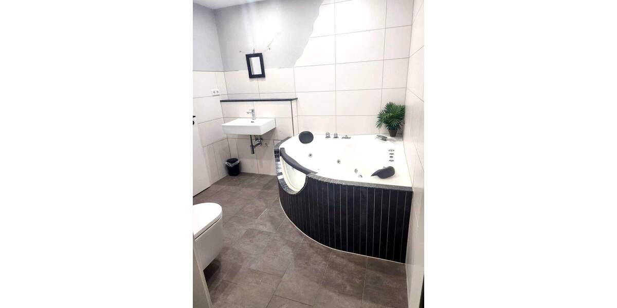 Etagenwohnung Hilden Kalstert - 3 Zimmer, 127 m&sup2;, 359.500&euro; | Angebot:25666296