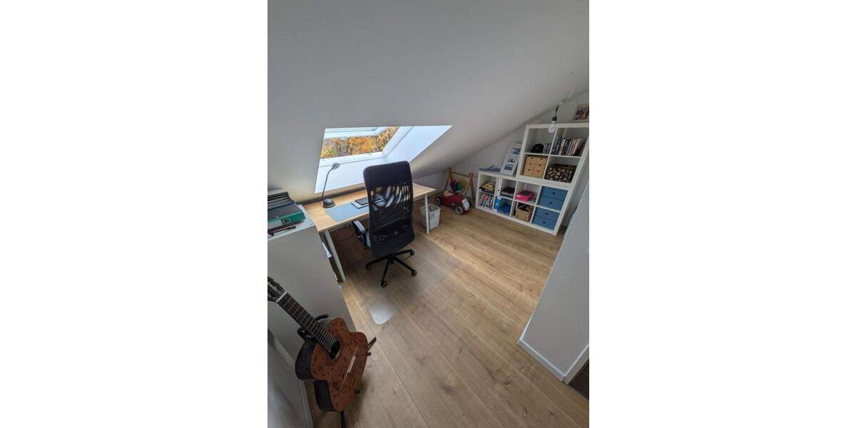 Reihenmittelhaus Leverkusen Lützenkirchen - 6 Zimmer, 174 m&sup2;, 555.000&euro; | Angebot:25798466