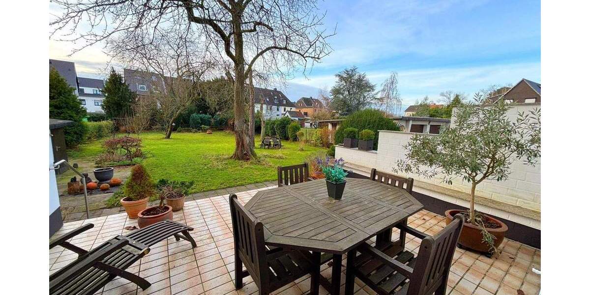 Einfamilienhaus Leverkusen Bürrig - 7 Zimmer, 155 m&sup2;, 698.000&euro; | Angebot:24721315